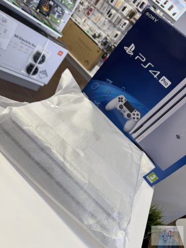 Sony Playstation 4 Pro 1TB Használt, Szép Állapotban