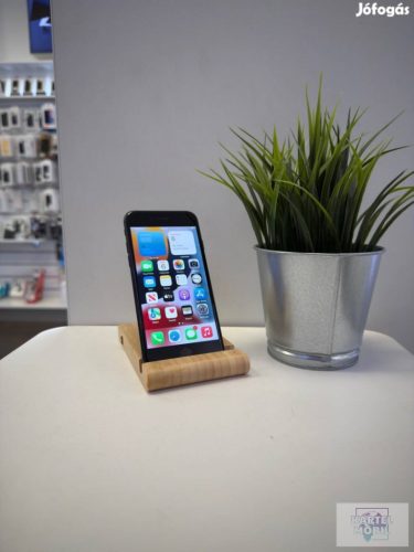 Apple iPhone 7 32GB 89% os Akkumulátor Használt Kártyafüggetlen 6 Hónap Garanciával